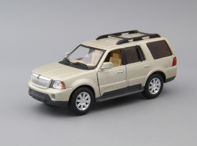 LINCOLN Navigator (2003), light gold