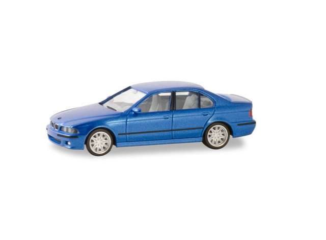 BMW M5 *plastic minikit*, montecarlo blue metallic