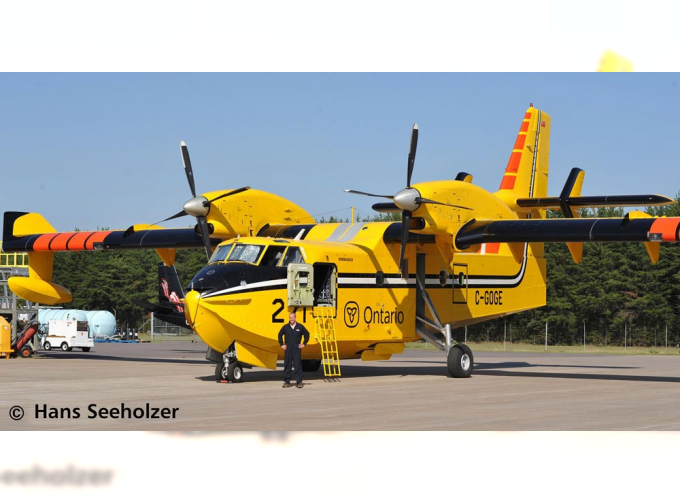 Сборная модель Canadair CL-415