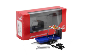 Прицеп с дорожными знаками