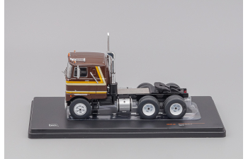 MACK Series F (1977), brown