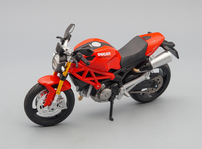 DUCATI Monster 696, red / black