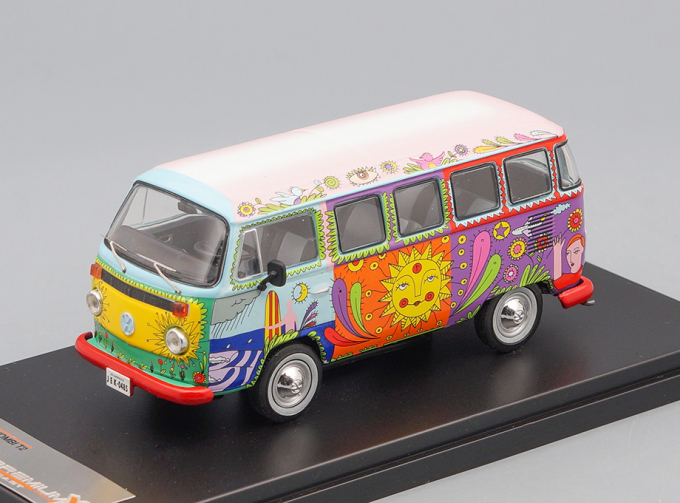 VOLKSWAGEN Kombi T2 "Hippie Car" (Бразилия) 1976