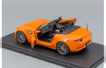 MAZDA MX-5 Spider Roadster (2019), orange