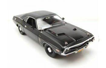 DODGE Challenger R/T 426 HEMI "The Black Ghost" 1970, black