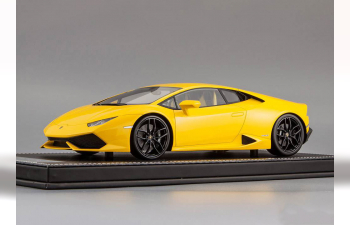 LAMBORGHINI Huracan LP610-4, yellow