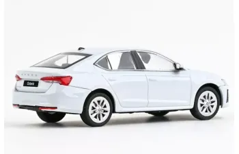 SKODA Octavia IV FL (2024), white metallic