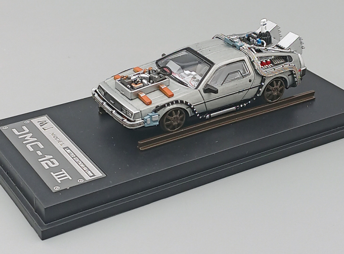 DeLOREAN DMC-12 "Back to the Future. Part III"