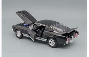 FORD Mustang Fastback (1967), black