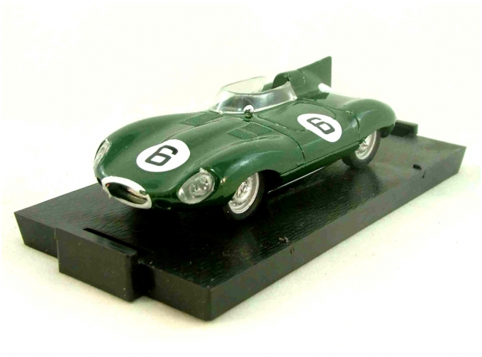 JAGUAR D-Type (1954-1960), green