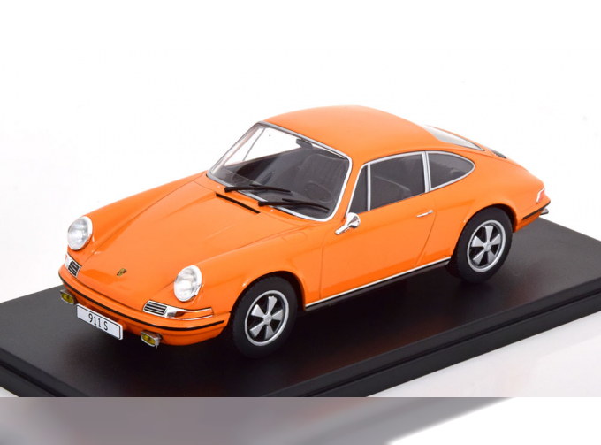 PORSCHE 911 S Coupe (1968), orange