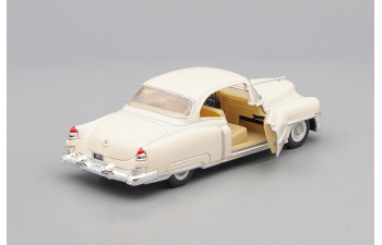 CADILLAC Series 62 Coupe (1953), beige