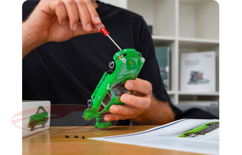 Сборная модель Porsche 911 Carrera RS 2.7 (1973), viper green