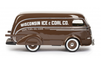 INTERNATIONAL D-300 Delivery Van Wisconsin Ice Co. 1938, brown