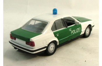 BMW 535i "Polizei", белый с зеленым