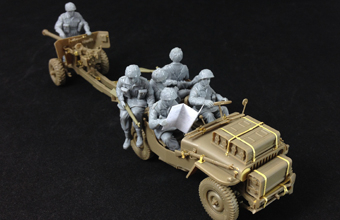 Сборная модель British 6 Pdr Anti-Tank Gun (Airborne) With 1/4 Ton Truck & Crew