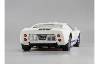 Ford GT40 Mark I (white)