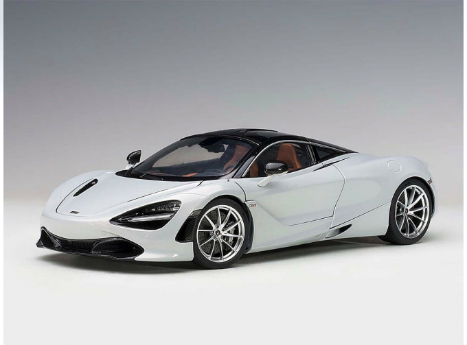 McLaren 720S - 2017 (glacier white / metallic white)