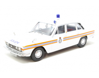 TRIUMPH 2.5 Pi Cleveland Constabulary Traffic Car