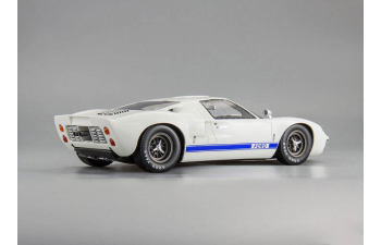 Ford GT40 Mark I (white)