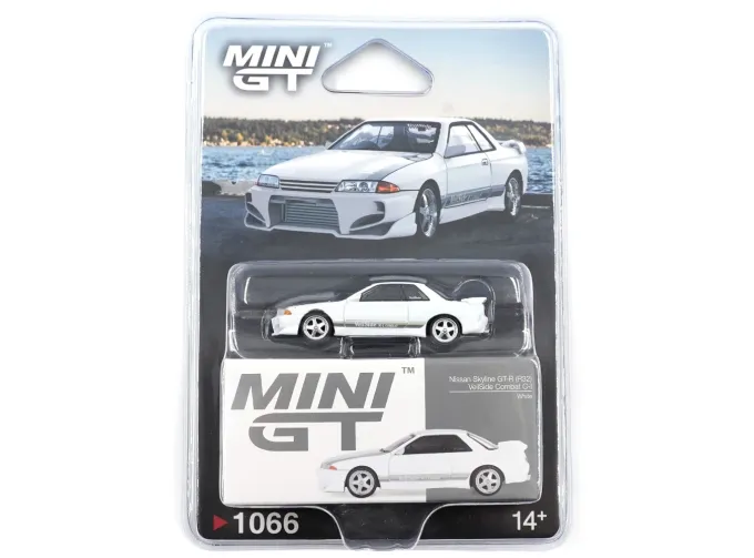 NISSAN Skyline GT-R (R32) Veilside Combat (1990), white