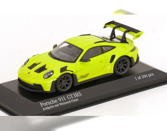 PORSCHE 911 (992) GT3 RS Weissach Package (2023), light green