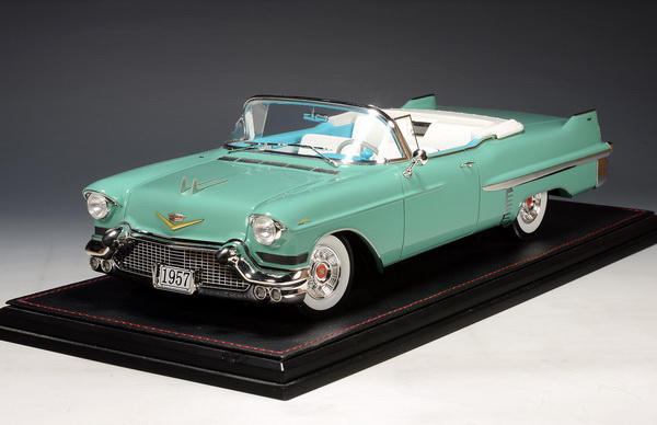 CADILLAC Series 62 Convertible (открытый) (1957), Thebes Green Metallic
