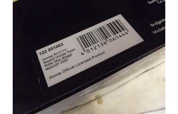 HONDA RC211V №3 MAX Biaggi Miniature "Motos GP Série 2"  (2005)