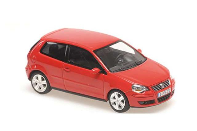 VOLKSWAGEN Polo (2005), red