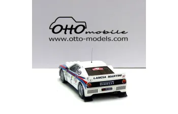 LANCIA 037 Rally & FIAT 242 + Trailer (1983)