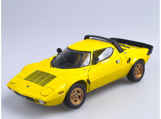 LANCIA Stratos Stradale (1975), yellow