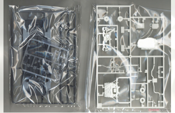 Сборная модель NISSAN AXIA SKYLINE (Skyline GT-R [BNR32 Gr.A]) 1992