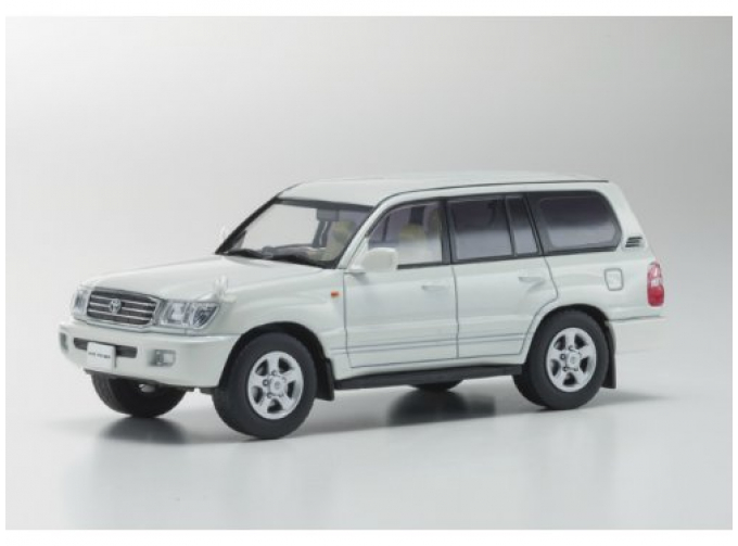Toyota Land Cruiser 100 (pearl white)