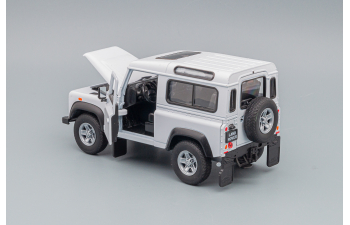 LAND ROVER Defender 90 white