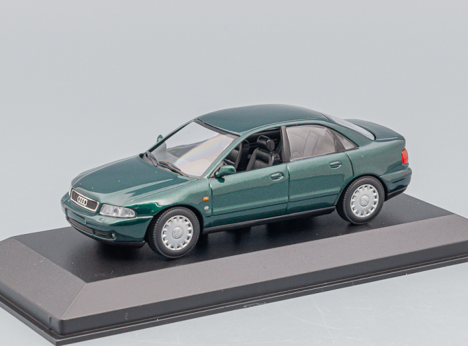 AUDI A4 (1995), Green Met