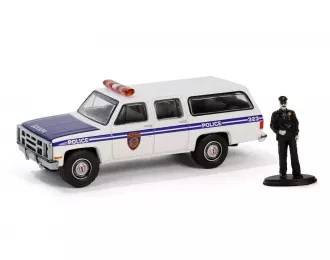 GMC Suburban 2500 Nycp With Officer Figure (1985), white