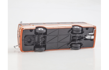 IKARUS 212, красный / белый