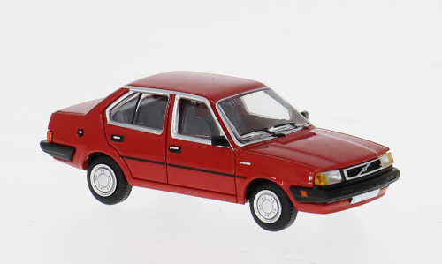 VOLVO 340 (1985), red