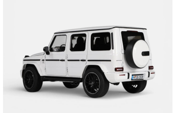 MERCEDES-BENZ AMG G63 (W465) (2025), polar white