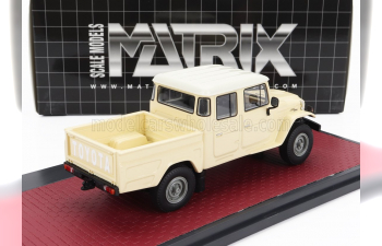 TOYOTA Hj45 Land Cruiser Crew Cab Pick-up (1979), Cream White