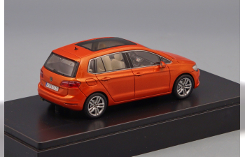 VOLKSWAGEN Golf VII Sportsvan (2016), orange