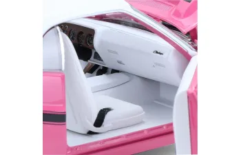DODGE Challenger R/T Hardtop 440 Six Pack (1970) Panther Pink/Black/White