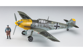 Сборная модель Истребитель с фигурой Messerschmitt Bf109E-4 "Galland" w/Figure