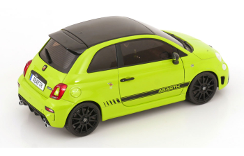 FIAT Nuova 500 Abarth 595 (2023), light green/black