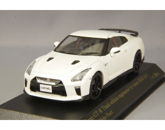 NISSAN GT-R Track edition engineered by Nismo (R35) (2017), brilliant white pearl 
