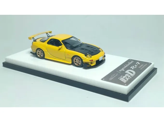 MAZDA RX-7 (FD3S) Initial D, yellow
