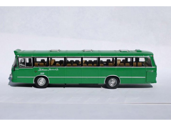 Volvo B57, green