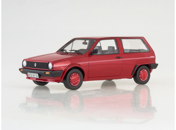 VOLKSWAGEN Polo II (type 86c) hatchback Fox, red without showcase