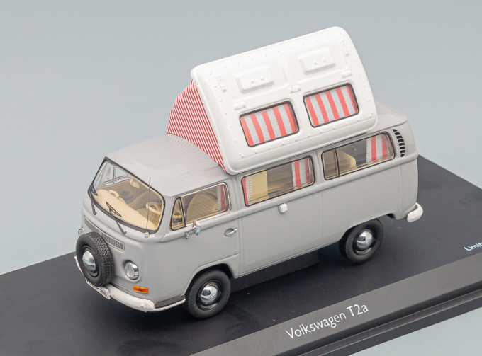 VOLKSWAGEN T2a Camper, grey