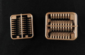 Сборная модель Russian Self-Propelled Gun SU-152 (KV-14) (April,1943 Production, Early Version)